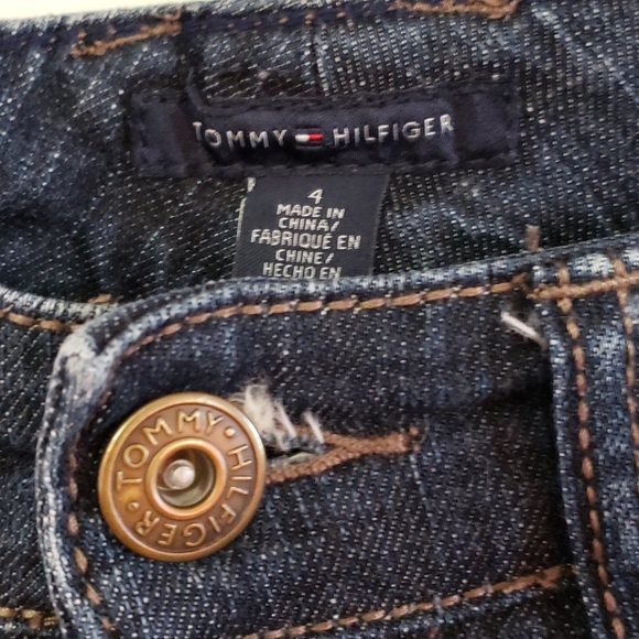 🎉HP🎉 Tommy Hilfiger bootcut jeans, size 4 - Picture 4 of 9